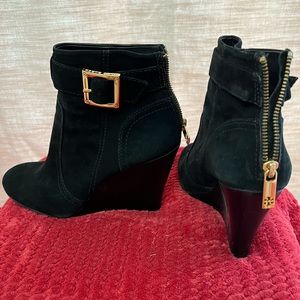 Tory Burch Deanna Soft Suede Wedge Boot Size 8.5
